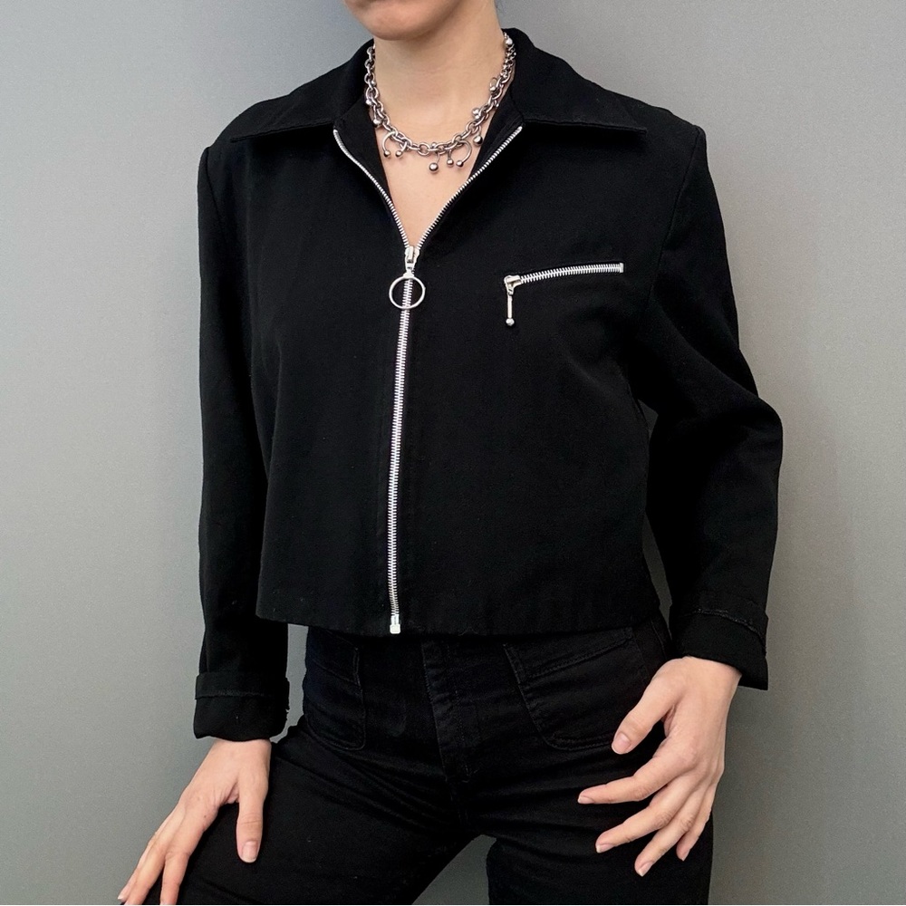 Boxy Crop Zip Up Jacket in Black